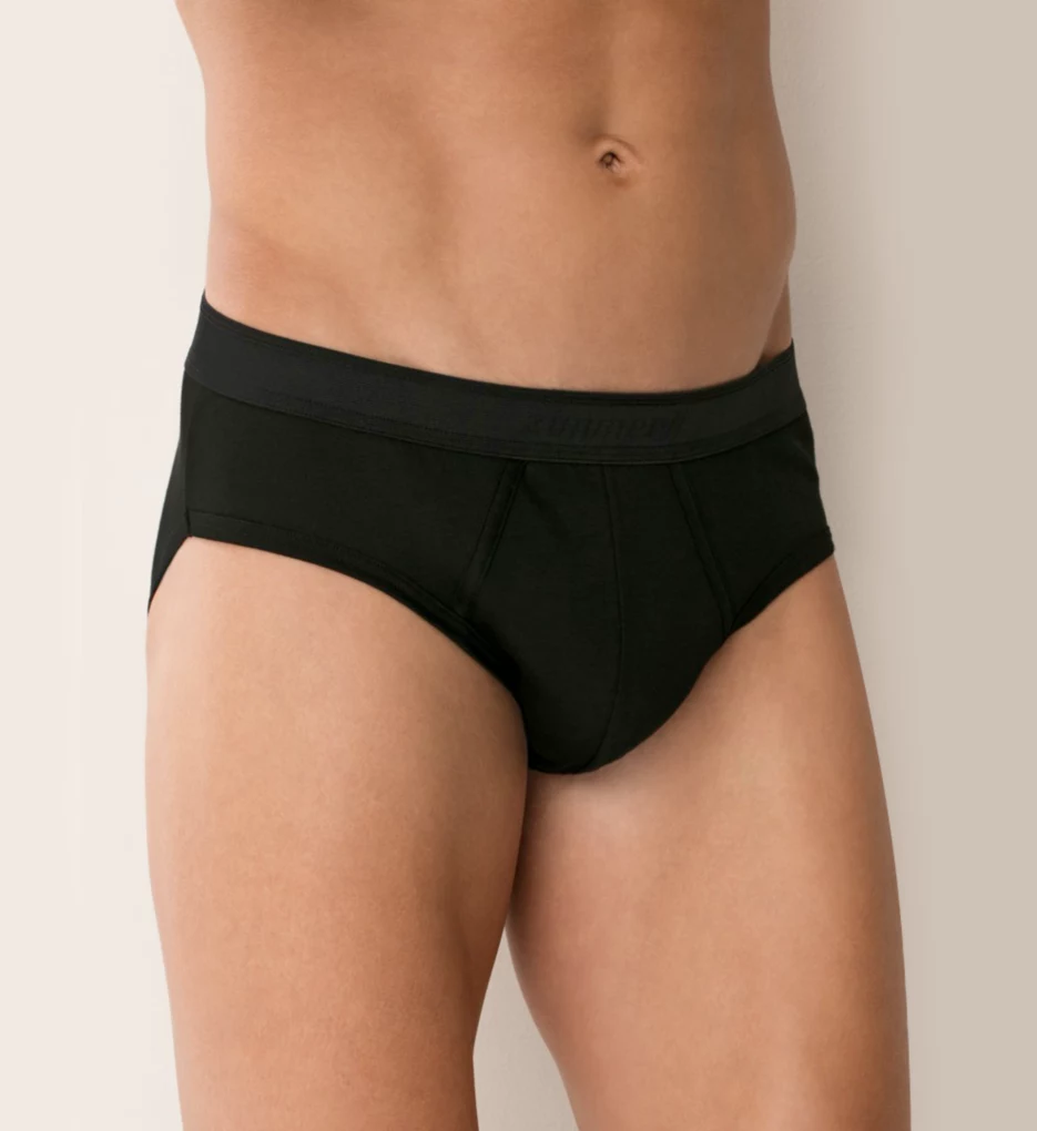 Business Class Brief - Image 2